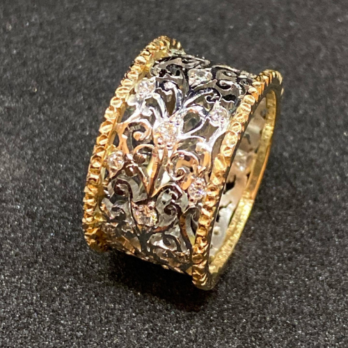 Mika – Vintage-Ring mit Efeu-Motiv und Zirkonia